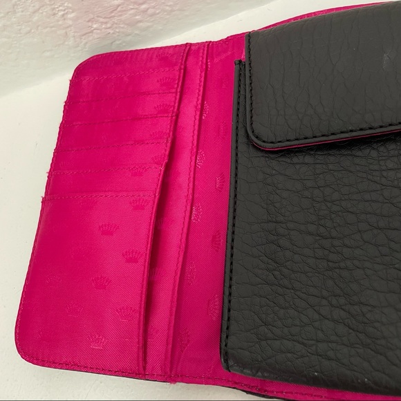 Juicy Couture 🌹 Black Quilted Wallet Crossbody with Adjustable Chain Strap - Picture 7 of 9